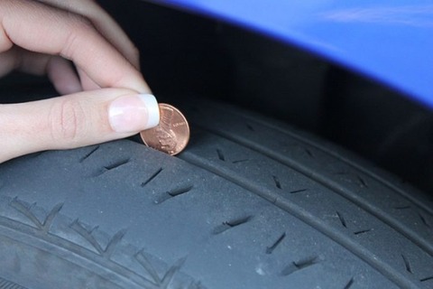 タイヤすり減って溝なんてもうないに等しいけどなにか問題あるの？