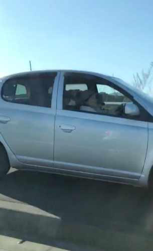 【悲報】85歳ドライバー、車道と間違え歩道を時速60キロで走行wwwwwwwwwwwwwwwww