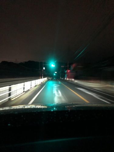 ワイ、深夜のサービスエリアに向かう！！