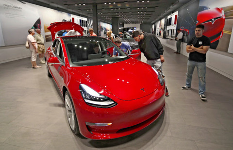 【EV自動車】米テスラ、電池開発会社を240億円で買収