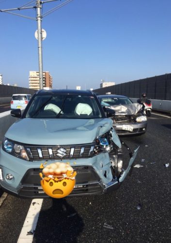 新車きのうの夜納車して今日ドライブしてたら玉突き事故にあったｗｗｗｗ