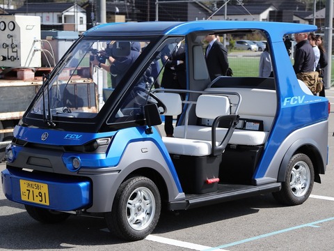 【速報】ヤマハ、とんでもない形をした軽自動車のオープンカーを発表！