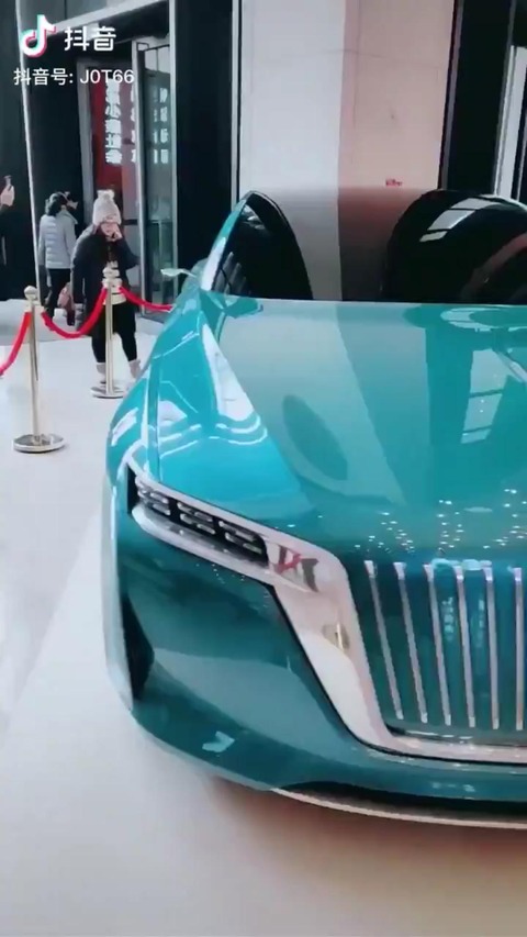 【画像】最新の中国製高級車、めちゃくちゃカッコよかった