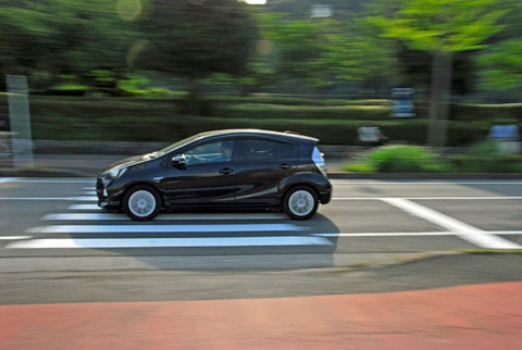横断歩道におけるクルマの「一時停止率」ワースト５は三重、青森、京都、富山、東京 JAF全国調査