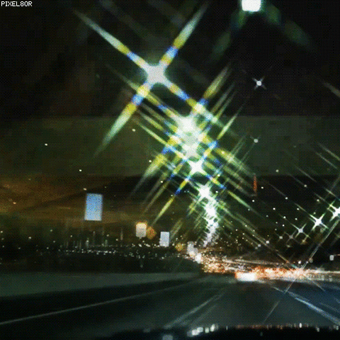 【画像】乱視の俺「夜の高速運転してる時の視界」はこんな感じｗｗｗｗｗｗｗ