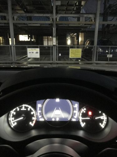 【画像】俺の車、フロントガラスに速度表示されるぞｗｗｗｗｗ