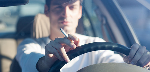 喫煙者って何でタバコ吸う時車の窓開けるの？？