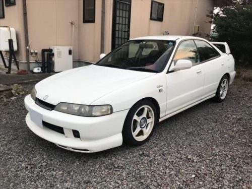 スポーツタイプの車って成長と共に興味なくなるのが普通だろwwwwwwwwww