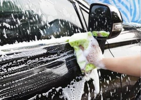 車の洗車ってどのくらいの頻度でやってる？？
