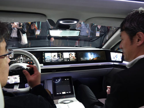 【悲報】車の運転席　将来的にはこうなるwwwwwwwwww