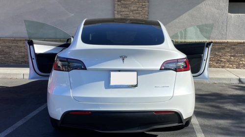 【悲報】テスラ車の現状　「左右でドアが違う(製造ミス)」「チリが合っていない」「雨漏りする」