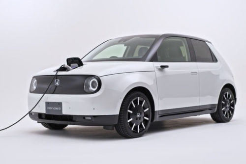 【悲報】ホンダの新EV「Honda e 」他社EVと比べて極めて残念な車だったwwwwwwwwwww