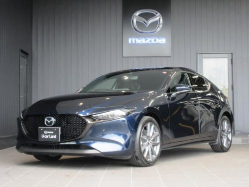 マツダ３っていう車を買おうと思ってるんだが