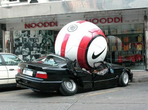 【俺の車】小学生にサッカーボールぶつけられた！！！！