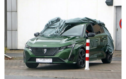 【速報】プジョー新型308が激写されるwwwwwwwwwwwwwww