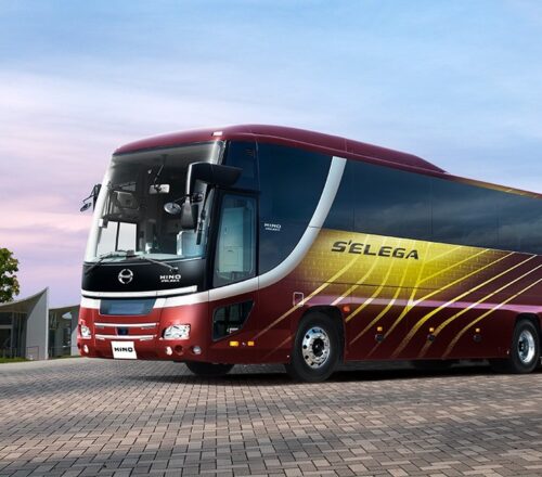 アルファードとかいうチンピラが好きなアホ車やめて、これ買いたいんやけどwwwwwwwwww