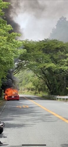 箱根でフェラーリF40炎上ｗｗｗｗｗｗｗｗｗ