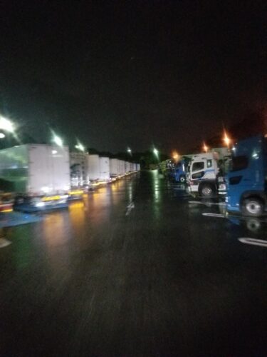 ワイ、サービスエリアに到着ｗｗｗｗｗｗｗ