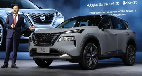 【日産】エクストレイルFMC 2021秋、日本仕様はどっち？VCターボに2種類あり