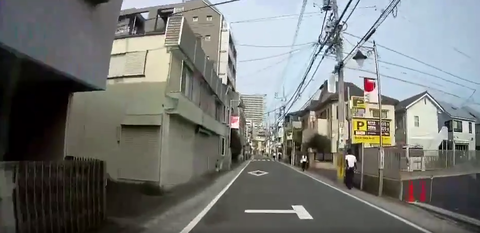 【動画】自転車「一時停止？止まらんでもへーきやろｗ」車「ぬわーーっ！！」