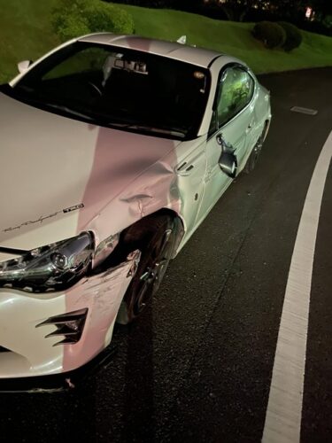 【画像】車で事故ってしもうたｗｗｗｗｗｗｗ