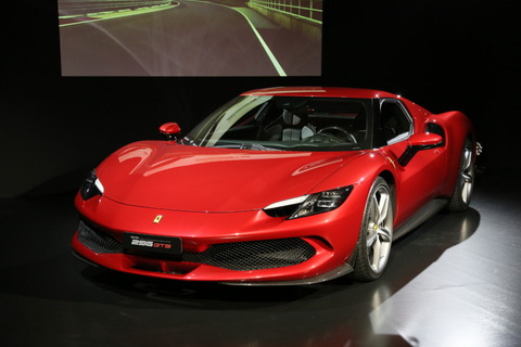 【画像】これがフェラーリのV6ハイブリッドの新型車だwwwwwwwwwwwwww