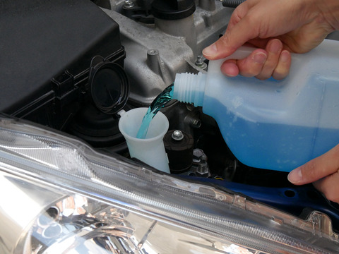 車のオッシャー液って洗剤薄めた水でもいいの？