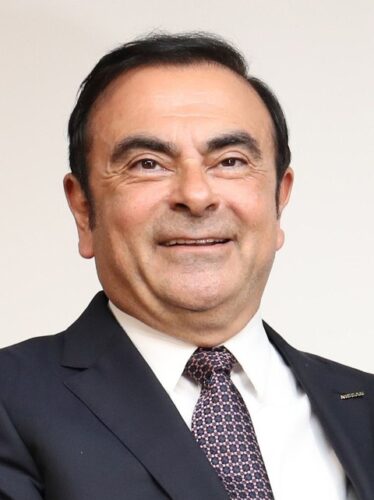 【朗報】カルロス・ゴーンさん「レバノンに金が無い？よしわいが一肌脱いだる、日産告訴するわ」