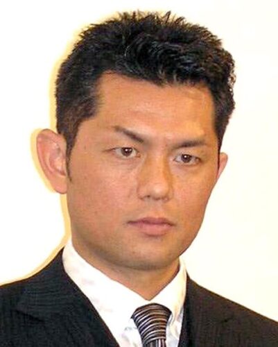 【悲報】的場浩司、妻の車が駐車場で当て逃げ被害と明かす「なんで逃げるかな」「責任感がなさすぎる」と怒り