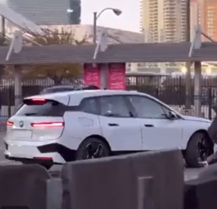 BMWの「車体の色を変えられる車」ｗｗｗｗｗｗ