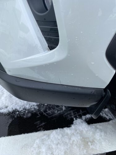 【悲報】ワイの車新年早々破損するwwwwwwwww