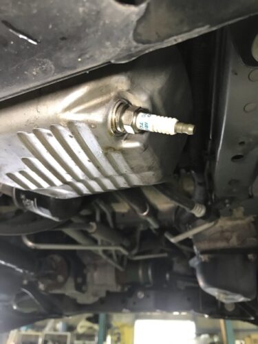 車オタ「う～ん……ボルト無くなっちゃった………せや！！！！」