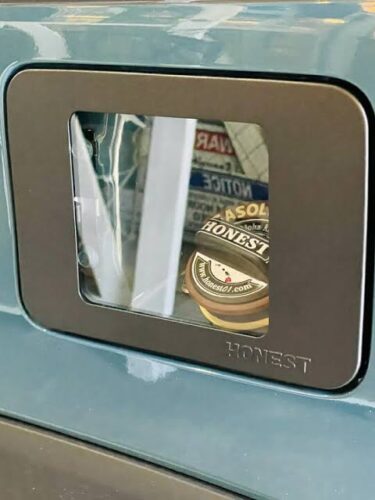 スズキハスラーの給油口のとこがガラスになってるの見たんだけどいいな