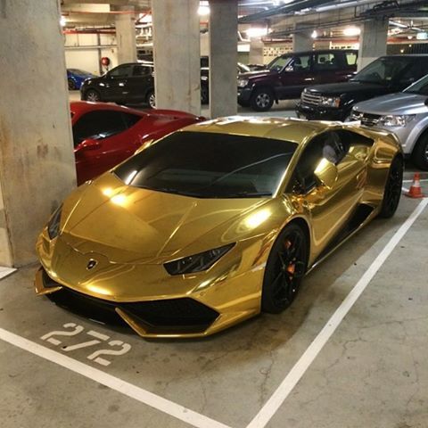 【画像】金色の車をご覧くださいｗｗｗｗｗｗ