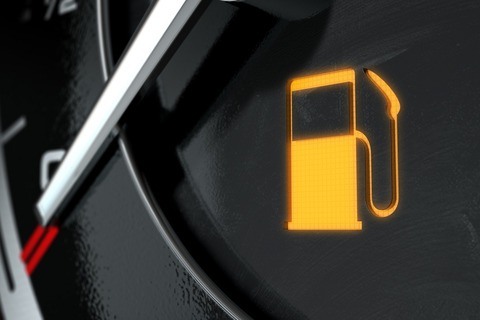 ヤバイｗ車の燃料がないんだけどｗｗｗｗｗ
