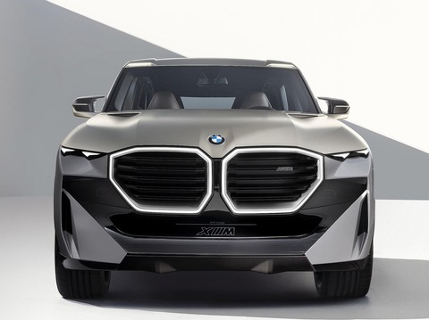 【朗報】BMWの新車、カッコ良過ぎる…お前らの想像の10倍はカッコいいｗｗｗ