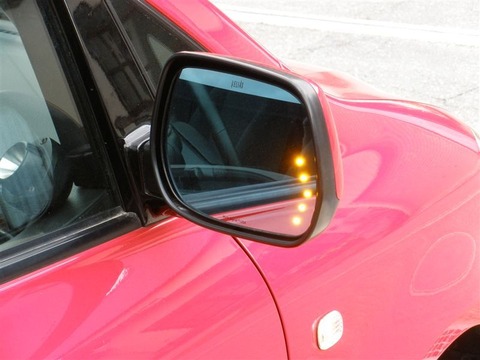 【悲報】自動車用ヘッドライト大手の「市光」。一部事業をインドに売却wwwwww