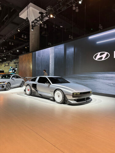 【朗報】ヒュンダイさん、いい感じの車を作ってしまうwwwwwwww