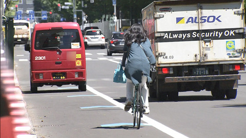 警察「自転車は車道を走りましょう」←余計危険になってないか？ｗｗｗｗｗ