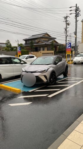 駐車場で車をこうやって停めるバカｗｗｗｗｗｗｗ