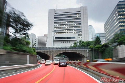 世界一複雑な高速道路「首都高」の正しい走り方