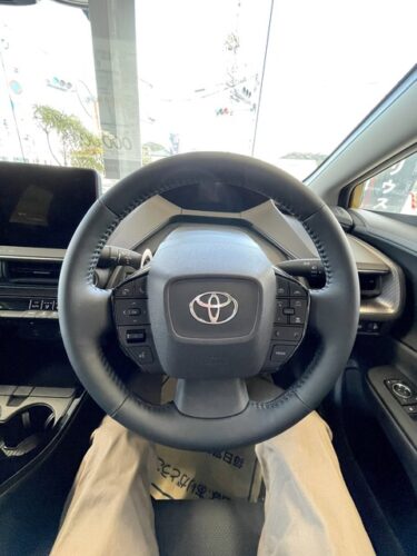 トヨタ「スピードメーター？まあ見えんでもええやろ」