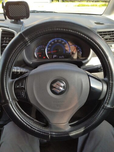 車のハンドルにカバーつけちゃう奴wwwwwwww