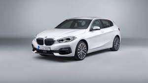 BMW1シリーズ2020年式300万中古をローンで買うのはありか？