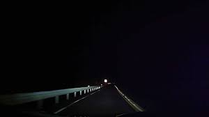 夜の峠車で運転するの怖すぎワロタwwwwww