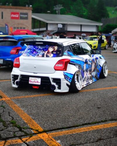 痛車を作りたいからオススメのクルマ教えて