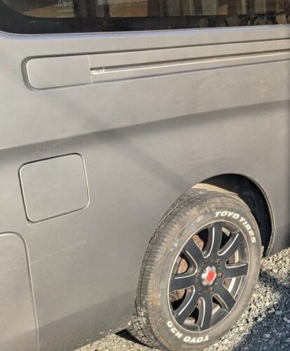 自宅の駐車場にハイエースガ無断駐車してるんだがｗｗｗｗｗ