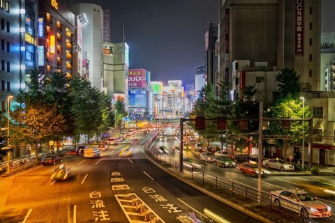 【悲報】東京人「東京では車は必要ない。車を買うやつはアホ」←これ