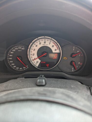 この時期マジで車内熱すぎだろ