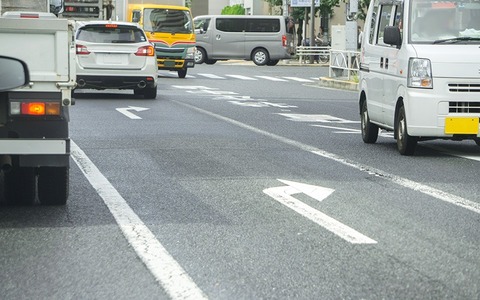 【悲報】さっき車で『右折』したら事故りかけたんだがｗｗｗｗｗｗｗ